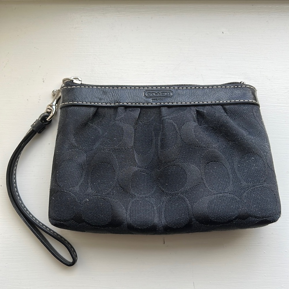Coach wristlet wallet clutch